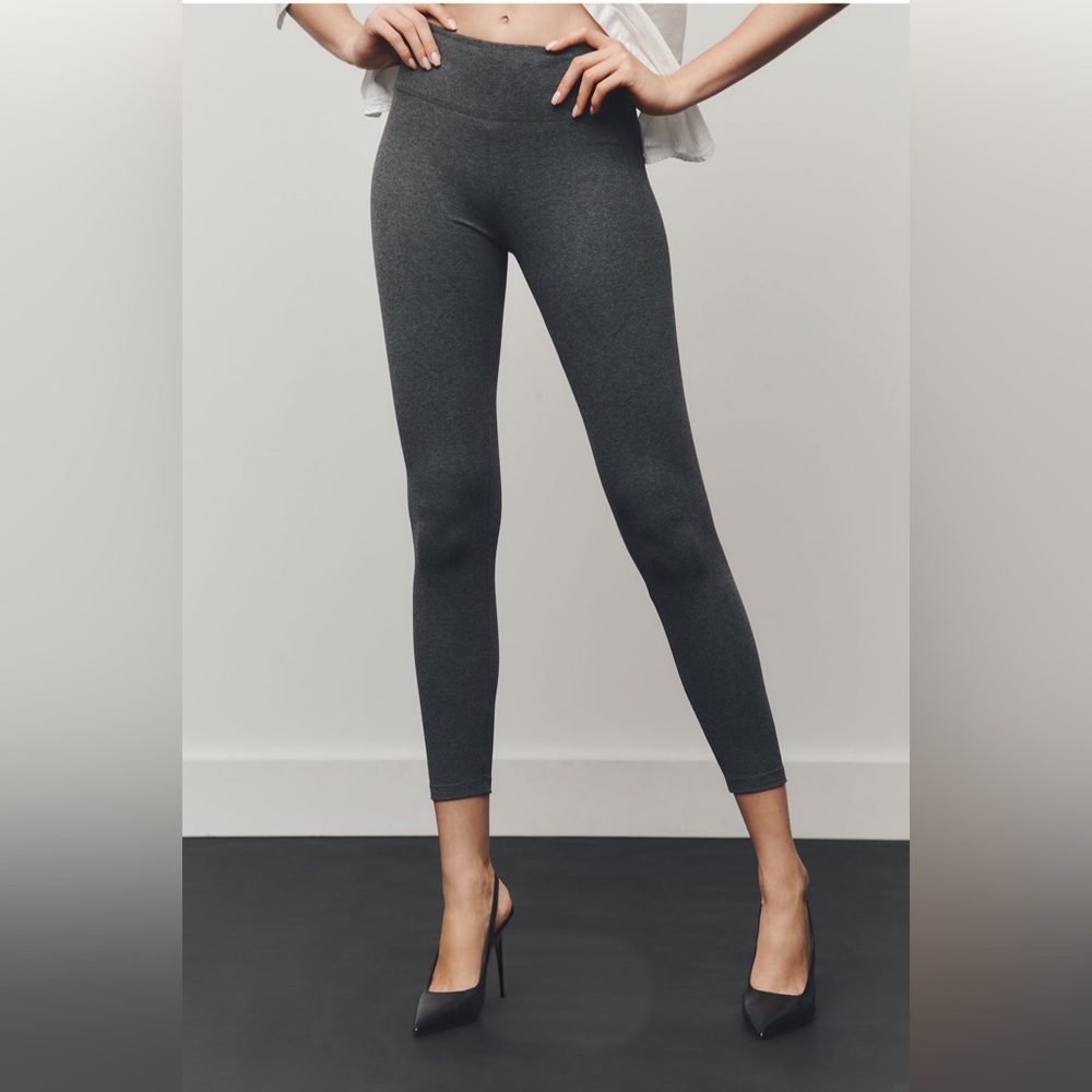 By Anthropologie Solid Leggings in Grey